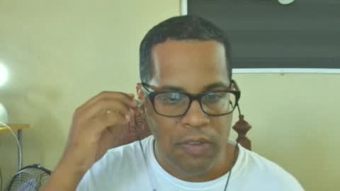 Antonio online show from 11-20-25, 02:28