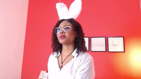 Tonina online show from 12-22-25, 03:36