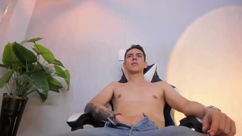 tonny_collins online show from 11-21-25, 09:02