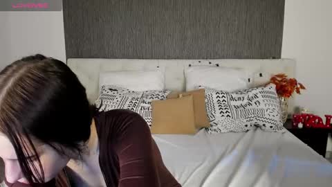 tonya_gray online show from 12-12-24, 05:31