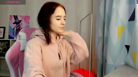 tonya_gray online show from 12-27-24, 06:14