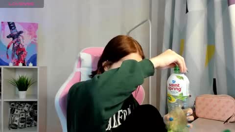 tonya_gray online show from 12-29-24, 12:20