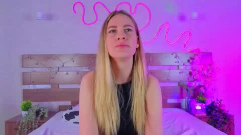 Tonya online show from 12-18-25, 06:03