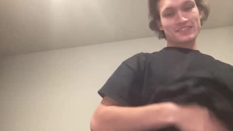 Snapshot of tonycardillo chatting on 10-29-25, 04:04 tonycardillo online show from 10-29-25, 04:04