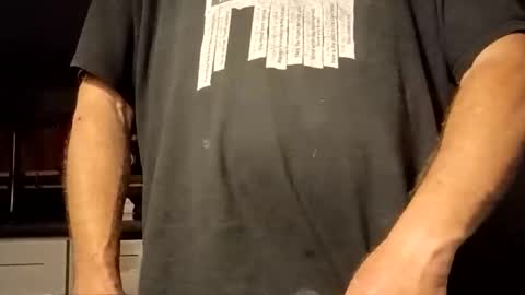 Snapshot of tonyskywalker chatting on 10-13-25, 05:07 tonyskywalker online show from 10-13-25, 05:07