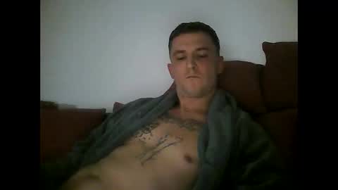 Snapshot of tonystrawberry chatting on 02-10-26, 07:40 tonystrawberry online show from 02-10-26, 07:40