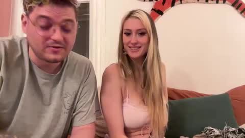 toobna2 online show from 11-22-25, 04:44