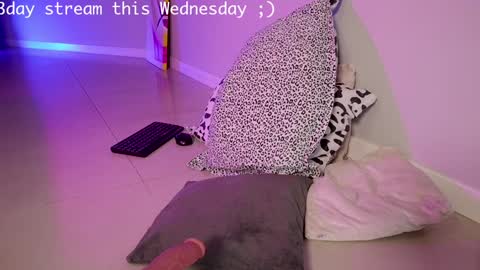 Come find me on Fansly  online show from 01-20-25, 02:25