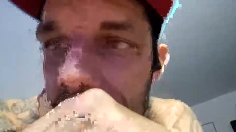 Snapshot of toorough4u chatting on 12-22-24, 05:42 toorough4u online show from 12-22-24, 05:42