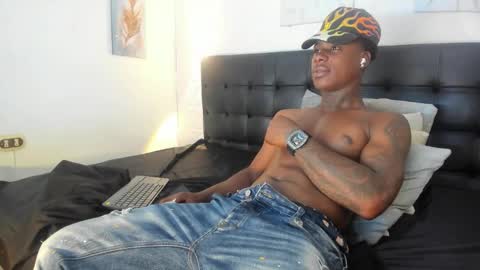 Snapshot of toower_ chatting on 02-28-26, 04:35 T O W E R online show from 02-28-26, 04:35