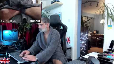 topalphaboss online show from 11-16-25, 04:45