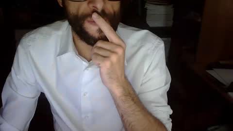 Snapshot of topg84 chatting on 09-23-25, 02:31 Topg84 online show from 09-23-25, 02:31