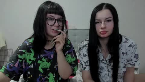 Snapshot of toriayun0 chatting on 01-03-25, 10:40 your personal gothic girl check it online show from 01-03-25, 10:40