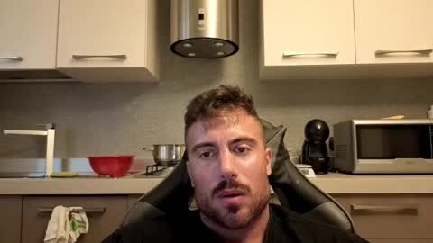 Snapshot of toro_arrapato chatting on 11-07-25, 03:01 toro_arrapato online show from 11-07-25, 03:01