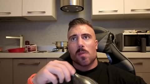 Snapshot of toro_arrapato chatting on 11-10-25, 04:06 toro_arrapato online show from 11-10-25, 04:06