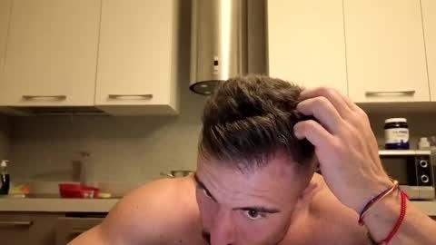 Snapshot of toro_arrapato chatting on 11-18-25, 09:52 toro_arrapato online show from 11-18-25, 09:52