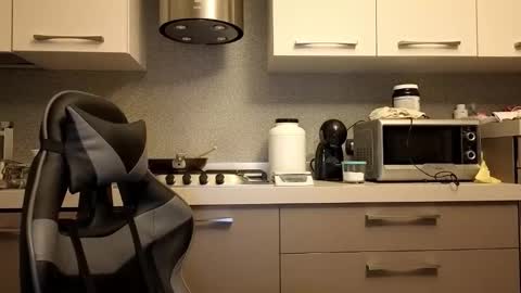 Snapshot of toro_arrapato chatting on 11-23-25, 08:30 toro_arrapato online show from 11-23-25, 08:30