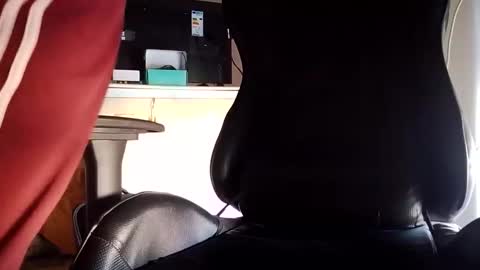 torocatanese81 online show from 11-30-25, 01:59