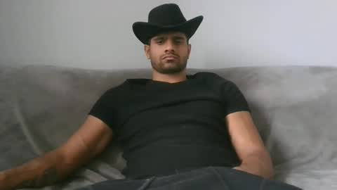 hassanfunn at g m  ail  only local and clean no males online show from 11-03-25, 04:41