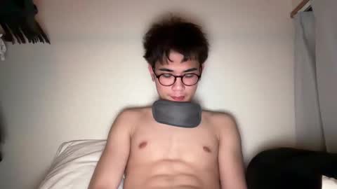 Snapshot of toshikaro0 chatting on 03-08-25, 04:06 Karo online show from 03-08-25, 04:06