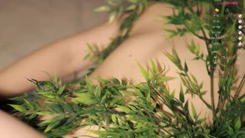 Snapshot of toshimori chatting on 10-20-25, 01:00 Toshi online show from 10-20-25, 01:00