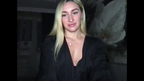 tosyna07555 online show from 12-01-24, 09:48