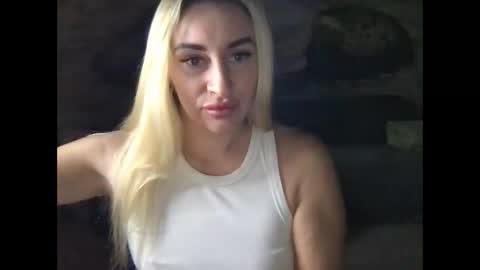 tosyna07555 online show from 12-08-24, 09:52