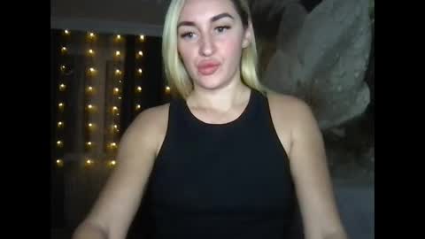 tosyna07555 online show from 12-11-24, 10:16
