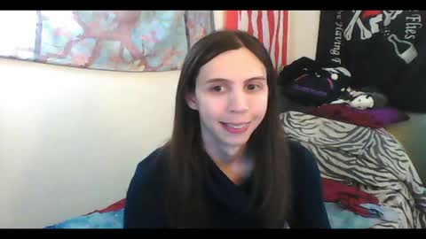 Luna online show from 01-08-25, 04:02