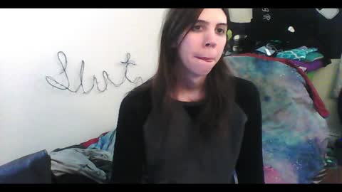 Luna online show from 12-13-25, 10:37