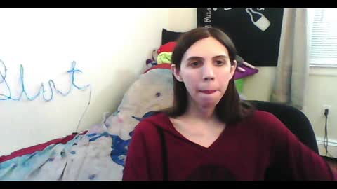 Snapshot of totalfuckingadorable chatting on 02-02-26, 04:22 Luna online show from 02-02-26, 04:22