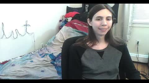 Snapshot of totalfuckingadorable chatting on 02-03-26, 06:22 Luna online show from 02-03-26, 06:22