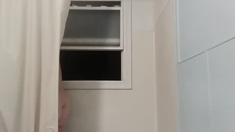 Snapshot of totallyawesome_65 chatting on 09-19-25, 09:32 totallyawesome_65 online show from 09-19-25, 09:32