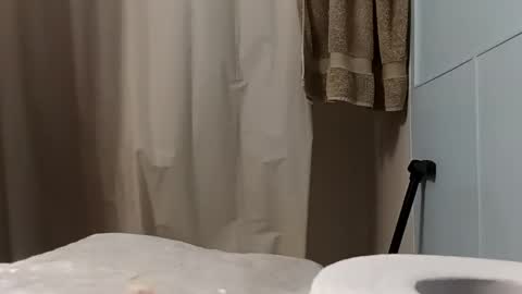 Snapshot of totallyawesome_65 chatting on 09-22-25, 08:38 totallyawesome_65 online show from 09-22-25, 08:38