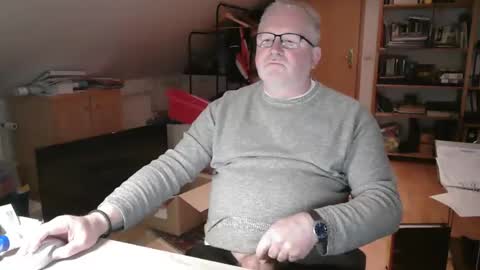 toto758 online show from 11-23-25, 08:41