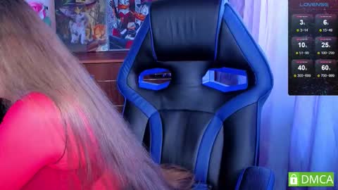 Snapshot of touch_m3 chatting on 10-27-25, 08:40 online show from 10-27-25, 08:40