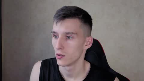 Snapshot of touch_me8 chatting on 10-21-25, 06:14 Arti online show from 10-21-25, 06:14