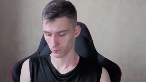 Snapshot of touch_me8 chatting on 10-22-25, 04:57 Arti online show from 10-22-25, 04:57