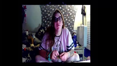 Toxiclove1311 online show from 10-20-25, 10:54