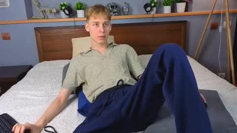 Max online show from 02-07-26, 09:57