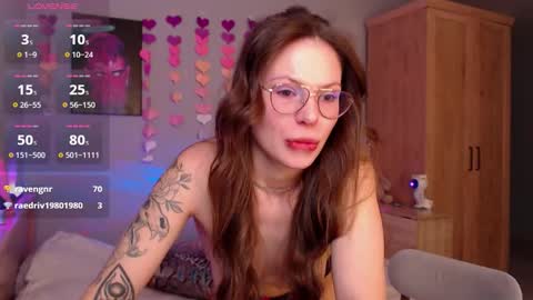 Snapshot of toxkiss chatting on 10-31-25, 05:19 toxkiss online show from 10-31-25, 05:19