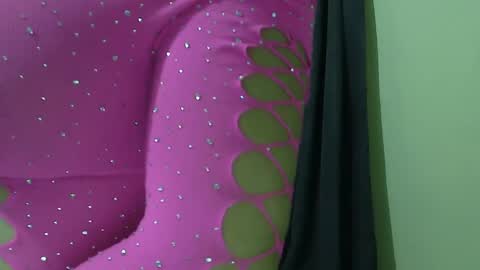 Snapshot of toyita707 chatting on 02-05-25, 02:29 toyita707 online show from 02-05-25, 02:29