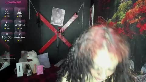 Snapshot of tracy_ks chatting on 10-21-25, 03:18 tracy_ks online show from 10-21-25, 03:18