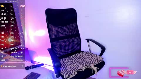 Snapshot of tracy_lambo chatting on 02-09-25, 08:11 tracy online show from 02-09-25, 08:11