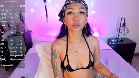 Snapshot of tracy_lambo chatting on 10-11-25, 10:41 tracy online show from 10-11-25, 10:41