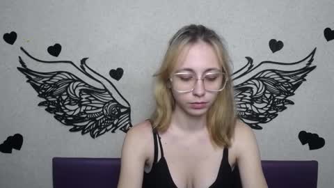 TracyLeeBB online show from 11-28-25, 11:57