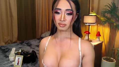 ROSY TAN  BE MY KING DONT FORGET TO FOLLOW AND THUMBS UP ME online show from 09-20-25, 03:35