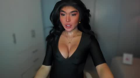 ALMIGHTY GODDESS VALENTINA online show from 12-01-24, 06:08
