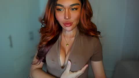 ALMIGHTY GODDESS VALENTINA online show from 01-06-25, 09:00
