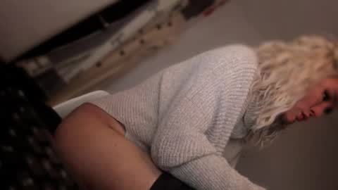 ALMIGHTY GODDESS VALENTINA online show from 11-04-25, 09:25